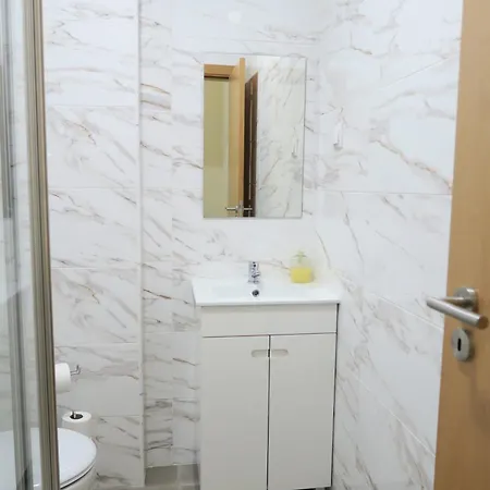 Cosmopolitan - Ground Floor Quarto em Acomodações Particulares