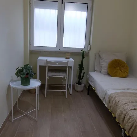 Homestay Cosmopolitan - Ground Floor