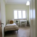 Cosmopolitan - Ground Floor Homestay *