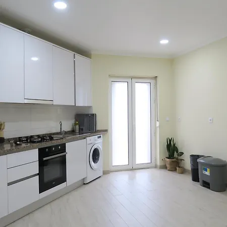 Cosmopolitan - Ground Floor